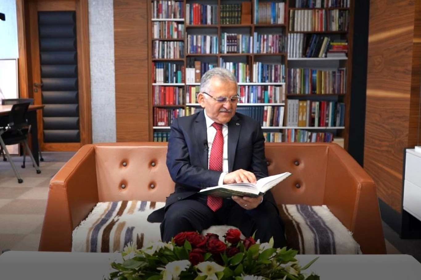 Kayseri’deki kitap fuarı Sezai Karakoç anısına düzenlenecek 