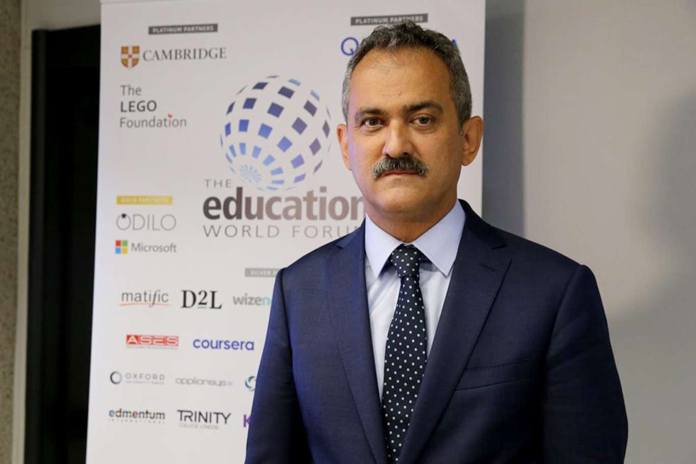 Eğitim Bakanı Özer, Londrada Dünya Eğitim Forumuna katıldı 