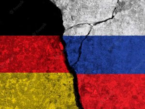 Almanya Rusyadaki seferberlik karşıtlarına iltica hakkı tanıyacak  