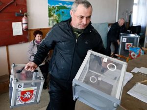 Ukraynada 4 bölgede referandum: Rus basını ilk sonuçları duyurdu  