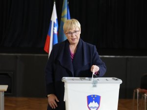 Slovenya’nın cumhurbaşkanı Natasa Pirc Musar oldu