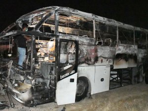 Pakistanda otobüs kazası: 18 ölü
