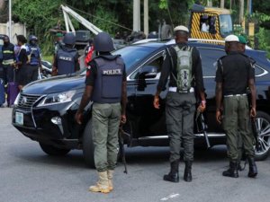 Nijeryada rehin alınan 14 kişi kurtarıldı  