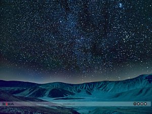 Milyonlarca yıldızın Nemrut Krater Gölünün kar manzarasıyla buluşması 