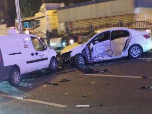 Diyarbakırda trafik kazası: Bir polis hayatını kaybetti 5 kişi yaralandı  