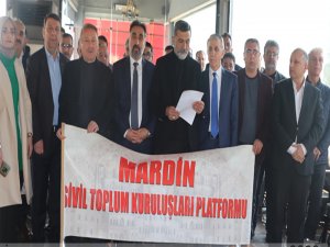 Mardindeki STKlar Kuran-ı Kerimin yakılmasına ilişkin basın açıklaması düzenledi
