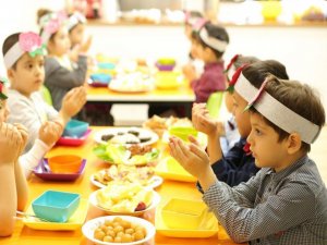 Okul öncesi eğitimde ücretsiz yemek uygulaması başlıyor 
