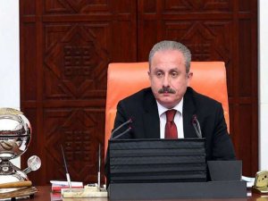 Mustafa Şentop, Meclis çalışmalarını erteleme kararı aldıklarını açıkladı  