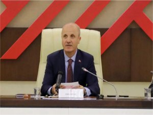 YÖK Başkanı Özvar: Nisan ayında hibrit eğitim seçeneği yeniden değerlendirilecek  