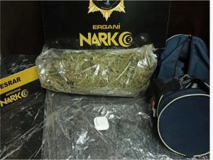 Yolcu otobüsünde 1 kilo 200 gram uyuşturucu madde ele geçirildi  