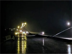 Şanlıurfa’da aşırı yağışlardan etkilenen kentin elektrik şebekesi onarılıyor