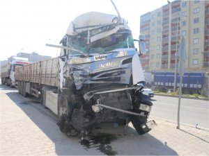 Mardin’de maddi hasarlı trafik kazası  