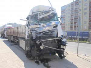 Mardin’de maddi hasarlı trafik kazası