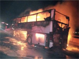 Umrecileri taşıyan otobüs kaza yaptı: 20 kişi vefat etti  