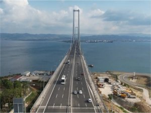 Osmangazi Köprüsünden 87 bini aşkın araç geçti  