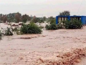Pakistanda şiddetli yağışlar nedeniyle 8 kişi öldü  