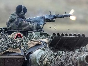 Almanyadan Ukraynaya 2.7 milyar dolarlık askeri yardım 