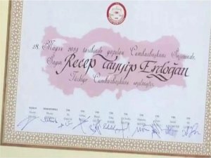 Cumhurbaşkanı Erdoğanın mazbatası Şentopa sunuldu