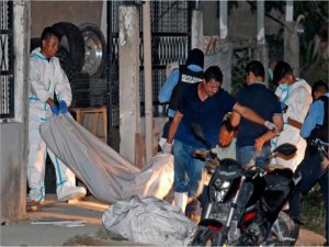 Hondurasta silahlı saldırı: 11 ölü  