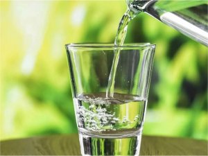Su içmenin faydaları nelerdir? Günde ne kadar su içilmeli?  