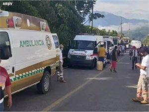 Meksikada yolcu otobüsü devrildi: 8 ölü, 33 yaralı 