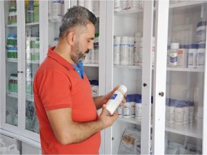 Zirai ilaç satıcıları yanlış ilaç kullanımının zararlarına dikkat çekti 