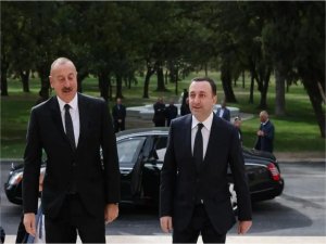 Aliyevden Gürcistana ziyaret
