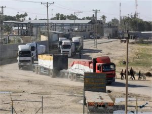 BM: Gazzeye 187 kamyon ve 129 bin litre yakıt giriş yaptı 