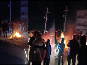 Şanlıurfada elektrik kesintilerinden dolayı mahalleli eylem yaptı  