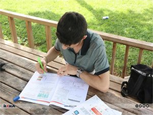 Eğitimci Kolsuzoğlu: Öğrenciler ara tatil döneminde iyice dinlenip eksiklerini tamamlamalı 