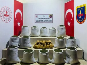 Diyarbakırda 381 kilogram uyuşturucu ele geçirildi  