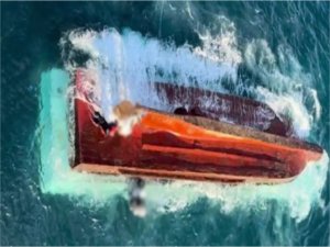 Güney Korede tekne battı: 4 ölü, 5 kayıp 