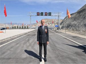 Bakan Uraloğlu: Kara yolu, hava yolu ve demir yollarında bütün tedbirler alındı  