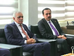 Erbil Valisi Xoshnaw Mardin Büyükşehiri ziyaret etti
