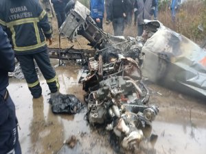 Bursada tek motorlu uçak düştü: 2 ölü