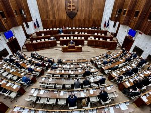 Slovakyada hükümet düştü