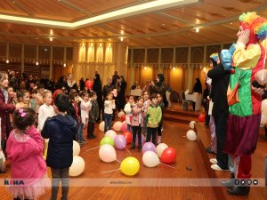 İstanbulda 4-6 yaş arası 700 çocuğa giyim yardımı