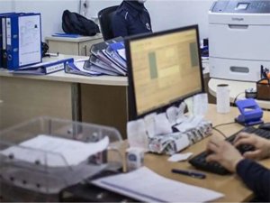 10 yaş altı çocuğu olan kadın memurlara idari izin