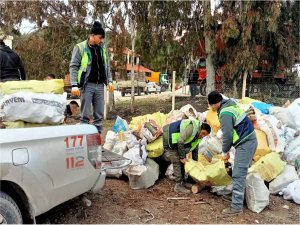 Bakanlık deprem bölgelerine 24 bin 455 ton yakacak odun yardımı yaptı