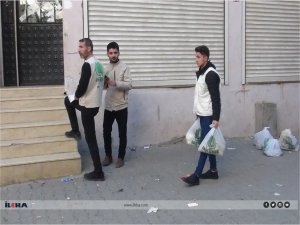 Umut Kervanı Cizre’de depremzede aileler Miraç Kandili vesilesiyle yardım ulaştırdı