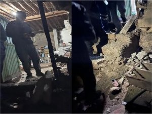 Hataydaki depremler sonrası Şanlıurfada bir ev zarar gördü