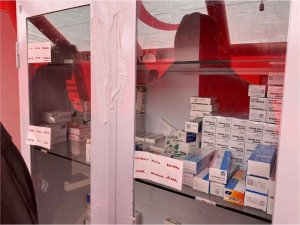 Depremin etkili olduğu 10 ilde 26 sahra eczanesi kuruldu