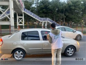 Hür Gençlikten iftar öncesi sürücü ve vatandaşlara su ile hurma ikramı