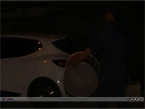 Dede mesleği Ramazan davulculuğunu 19 yıldır sürdürüyor