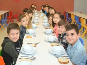 Okulumda Sağlıklı Besleniyorum programı