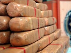 İstanbulda bir ayda 1,1 ton uyuşturucu ele geçirildi