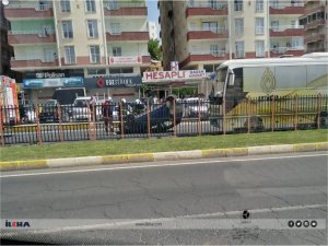 Mardinde kaza yapan araç takla attı
