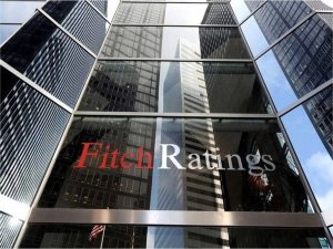Fitch, 2023 küresel büyüme tahminini yükseltti