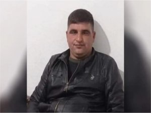 Koyunun yününü kırparken elektrik akıma kapıldı
