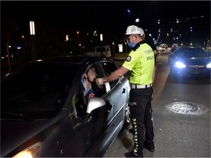 Alkol kullanan 64 sürücünün belgesi geçici olarak geri alındı